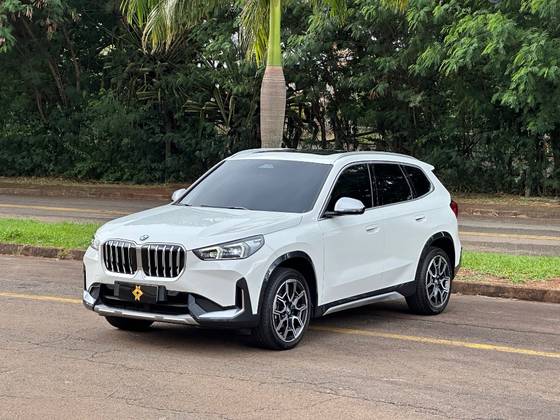 BMW X1 2.0 16V TURBO GASOLINA SDRIVE20I X-LINE STEPTRONIC BMW X1 2.0 16V TURBO GASOLINA SDRIVE20I X-LINE STEPTRONIC